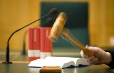 Une institutrice adopte son élève de CE1, une histoire émouvante