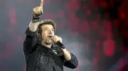 Affaire Patrick Bruel : pourquoi certains fans restent fidèles malgré les accusations
