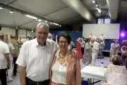 À Antibes, des seniors racontent leur premier grand bal de printemps