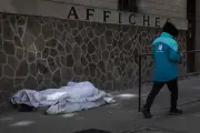 Au moins 929 SDF morts en France en 2025, un record