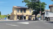 Bar braqué à la voiture bélier à Balaruc-les-Bains : le gérant échappe aux flammes