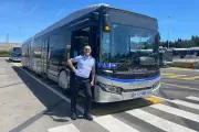 Bus d'or : Ludovic Garcia, chauffeur du Var, vise le titre national
