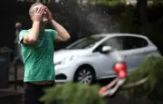 Canicule : 53 départements en orange, la Fête de la musique menacée