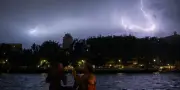 Canicule : fin de la vigilance rouge, orages violents attendus