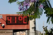Canicule record : 35 départements en vigilance rouge, 26 millions de Français concernés