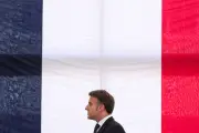Choose France : Macron défend son sommet malgré un bilan emploi mitigé
