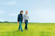 Coopérative U soutient les agriculteurs français avec ses produits engagés