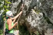 Escragnolles : inauguration d'une falaise-école avec douze voies d'escalade