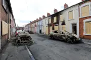 Extrême droite britannique relance le récit de guerre civile après les émeutes