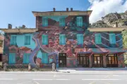 Fresque monumentale sur l'ancienne douane de Breil-sur-Roya