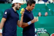 Hugo Nys et Roger-Vasselin remportent le titre à Eastbourne