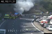 Incendie de véhicule sur l'A8 : trafic paralysé vers l'Italie