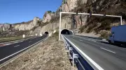Incendie de voiture sur l'A75 : circulation perturbée avant le tunnel de l'Escalette
