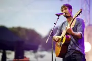 La Garde : un été gratuit avec Jérémy Frérot et La Compagnie Créole