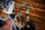 Le cerveau des enfants marqué par leur milieu social