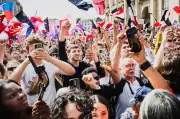 Le retour de la nation à gauche : des patriotes ouverts et républicains