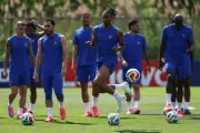 Les Bleus entrent en lice, canicule et détroit d'Ormuz : l'actu du 16 juin