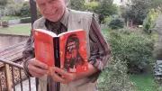Lilian Bathelot dédicace son roman 