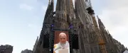 Léon XIV à la Sagrada Familia : ferveur et record pour le pape américain