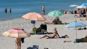 Naturistes récupèrent 550 mètres de plage au Prévost après accord