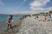 Nice : 10 plages équipées de cordes pour sortir de l'eau plus facilement