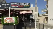 Nouvelle épicerie Le Panier Terre et Mer à Nîmes, quartier Capouchiné