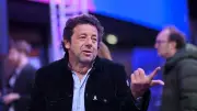 Pièce de Patrick Bruel perturbée : nouvelles annulations après action féministe