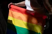 Pourquoi la bisexualité reste une notion floue et difficile à manier