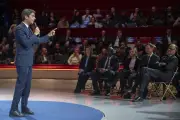 Présidentielle : des ministres soutiennent trois candidats différents