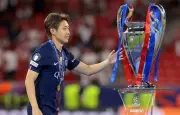 PSG : une théorie conspirationniste sur Kang-In Lee et le trophée