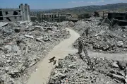 Pétrole en baisse, l'Iran accuse l'Otan, un mort israélien au Liban