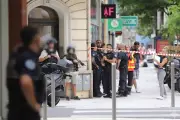 RAID à Nice : un homme armé neutralisé après trois heures de négociations