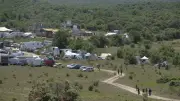 Rave géante dans l'Hérault : deux organisateurs interpellés et placés en garde à vue