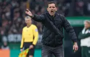 RC Lens : Dino Toppmöller nommé entraîneur, succède à Pierre Sage