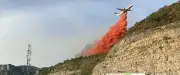 Reprise de feu au Pas-de-l'Escalette : trois largages de retardant par un Dash