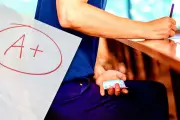 Tricherie aux examens : des astuces high-tech et traditionnelles
