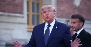 Trump et Pezeshkian signent l'accord de paix Iran-États-Unis