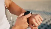 Vol déguisé à Barcelone : un suspect arrêté grâce à une montre connectée