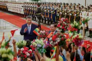 Xi Jinping soutient le chef de la junte birmane pour protéger ses intérêts