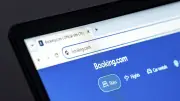 Zurich : expulsés pour travaux fictifs, leurs appartements 400% plus chers sur Booking
