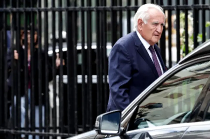 Accident de Raffarin : voiture de fonction, gyrophare et questions