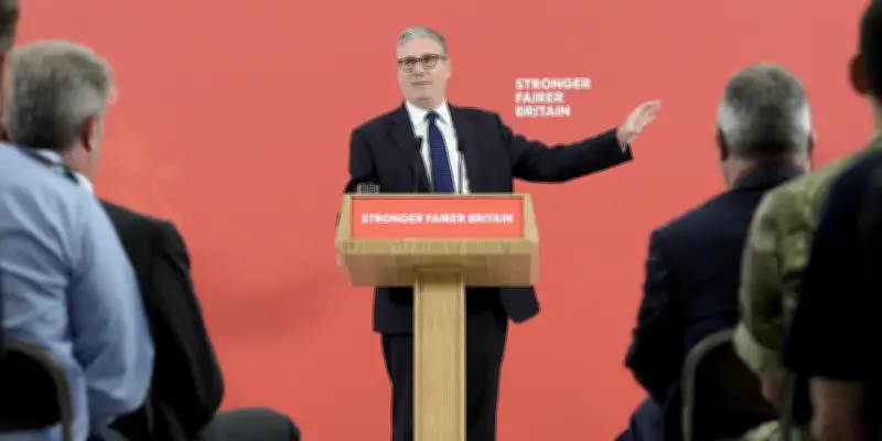 Au Royaume-Uni, le plan de défense de Starmer concentre les critiques