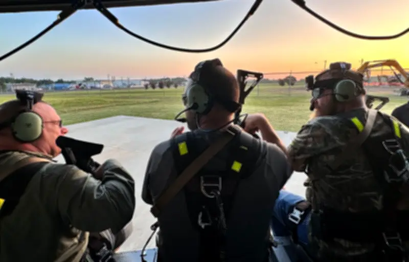 Au Texas, la chasse au sanglier en hélicoptère, un business qui décoiffe