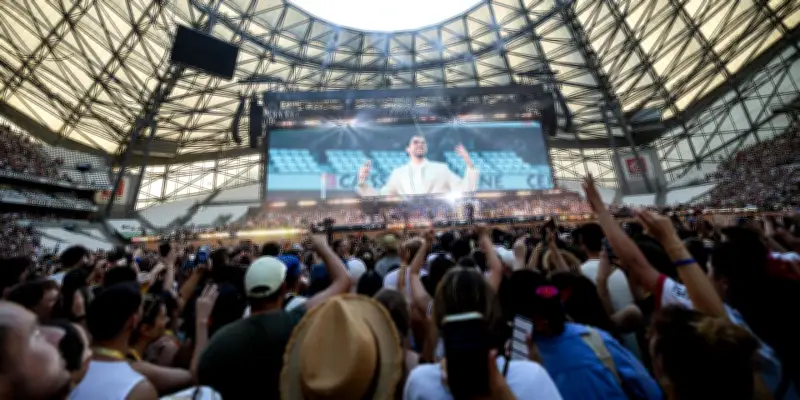 Bad Bunny chante sa fierté portoricaine à Marseille