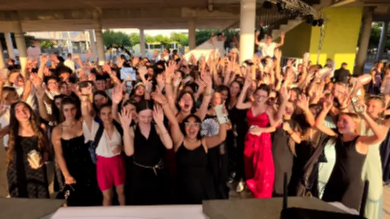 Bal de promo inoubliable pour les 3es du collège de la Vallée verte à Vauvert