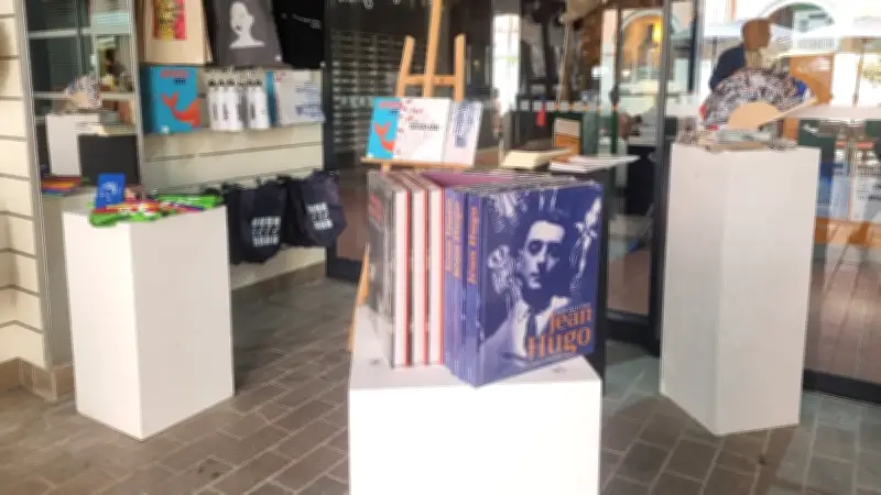 Boutique éphémère de Sète ouvre aux halles pour l'été