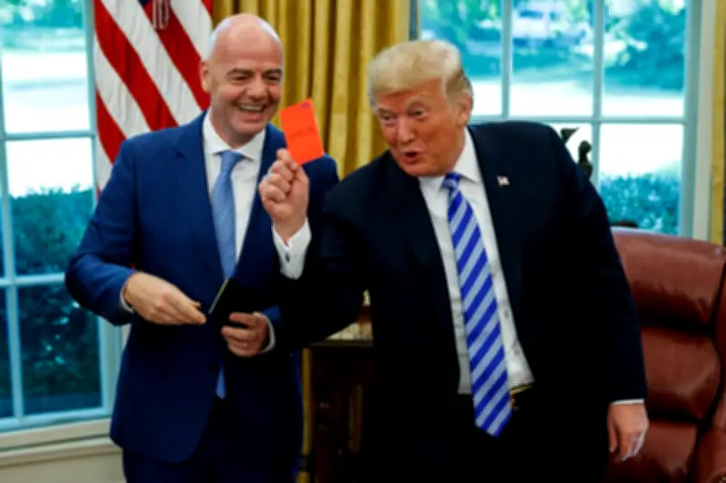 Carton rouge annulé sous pression de Trump : le foot en a vu d'autres