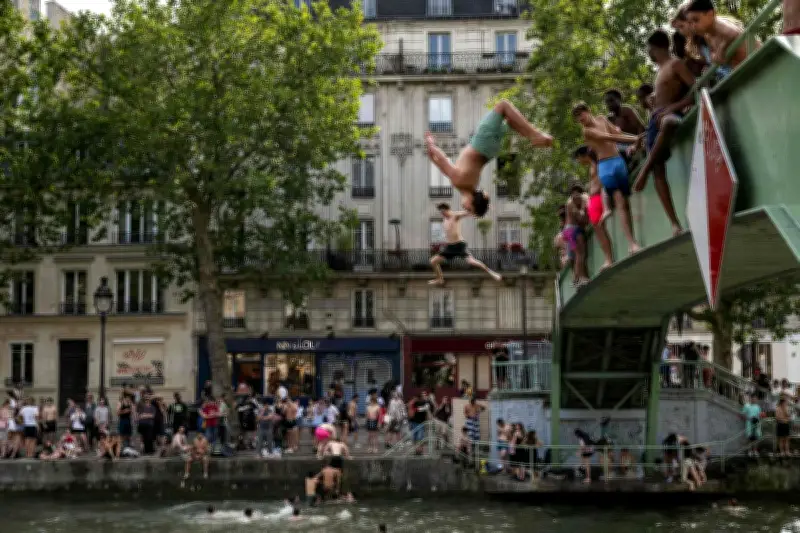 Corps d'un trentenaire découvert dans le canal Saint-Martin à Paris