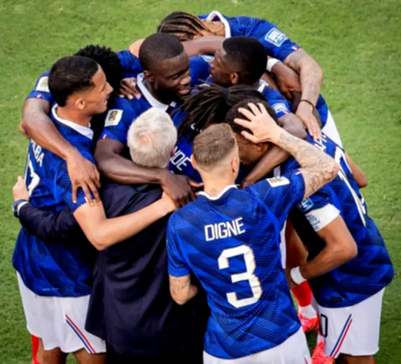 Coupe du monde : Deschamps et les Bleus, une communauté de liens