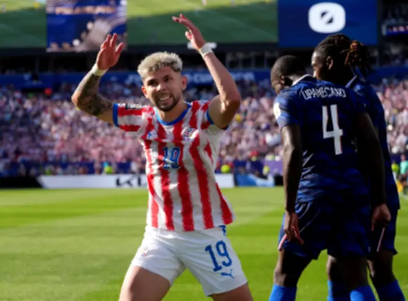 Coupe du monde : le Paraguay, des joueurs à 5 000 euros mensuels et l'altérité